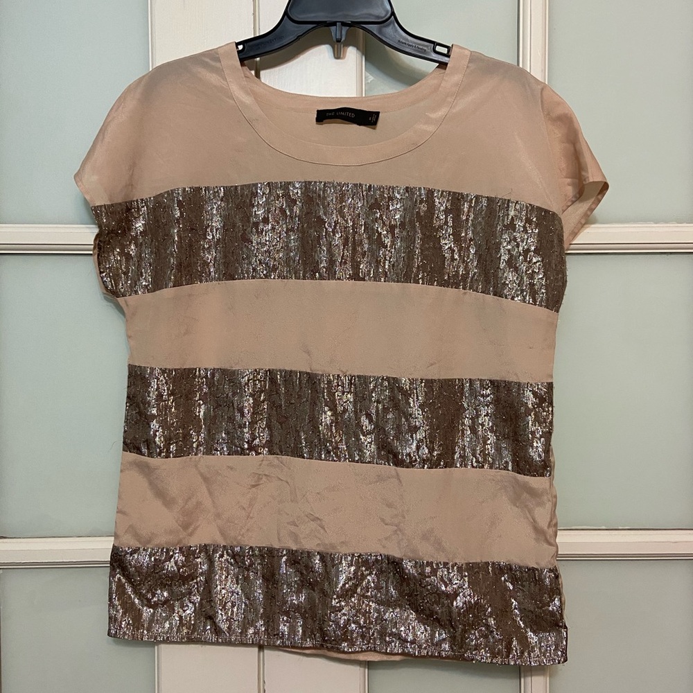 🌸 3 for $15 🌸 Pink/Champagne Striped Blouse
